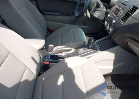 2016 Kia Forte Lx из США, поврежденный, VIN KNAFK4A64G5520307